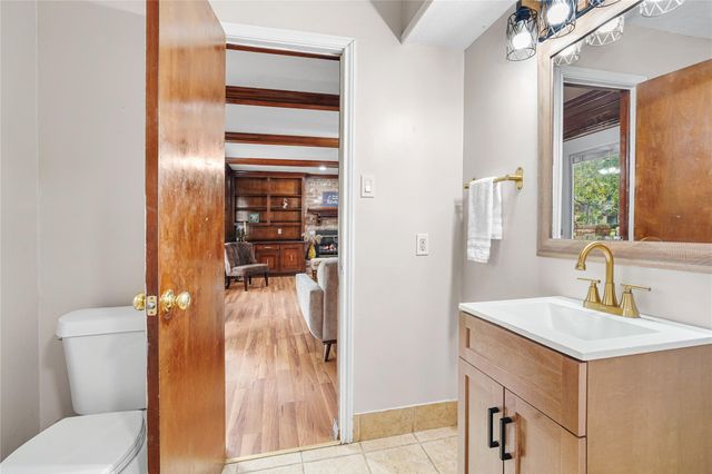 15027 Walters Road, Houston, TX 77068