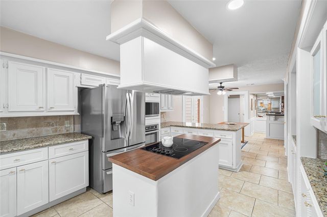 15027 Walters Road, Houston, TX 77068