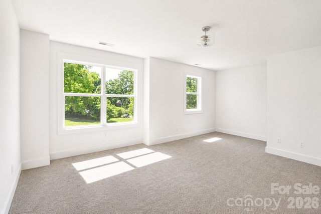 15 Bolton Street 8, Asheville, NC 28806