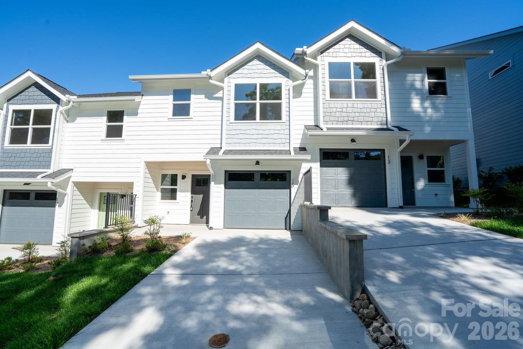 15 Bolton Street 8, Asheville, NC 28806