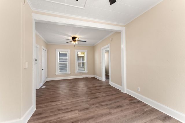 1819 W 6th Street, Davenport, IA 52802