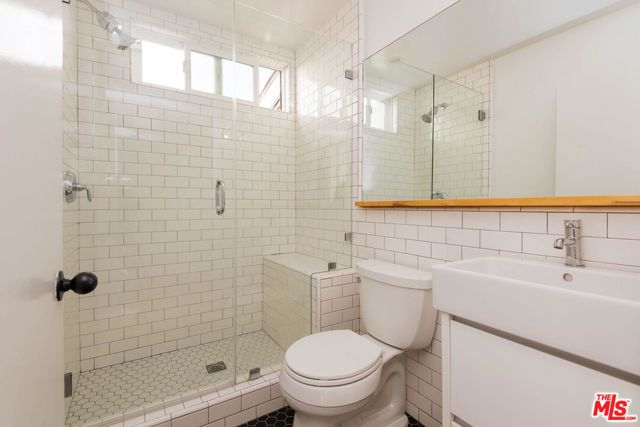 1016 Sanborn Avenue 101, Los Angeles, CA 90029