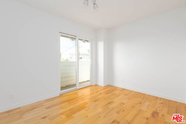 1016 Sanborn Avenue 101, Los Angeles, CA 90029