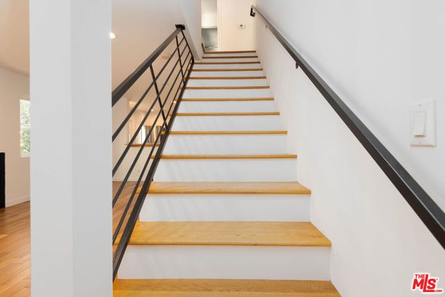 1016 Sanborn Avenue 101, Los Angeles, CA 90029