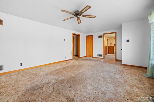 464 W Rosedale Drive, East Alton, IL 62024