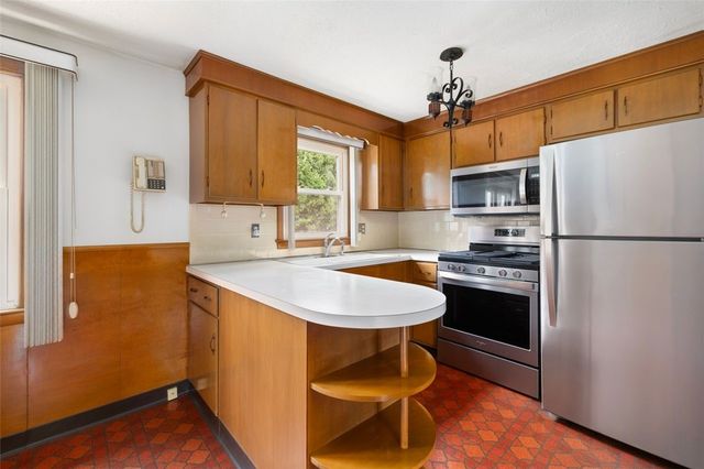 291 Old County Road, Smithfield, RI 02917