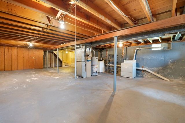 291 Old County Road, Smithfield, RI 02917