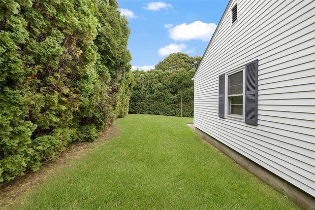 291 Old County Road, Smithfield, RI 02917