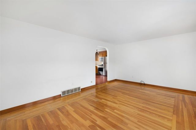 291 Old County Road, Smithfield, RI 02917