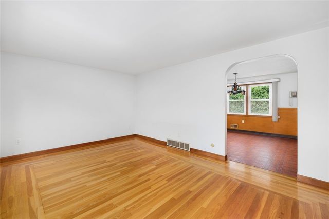 291 Old County Road, Smithfield, RI 02917