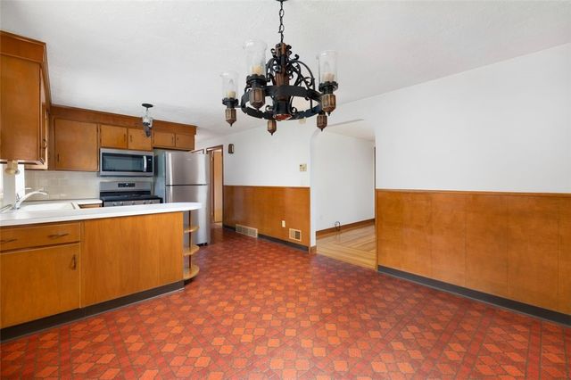291 Old County Road, Smithfield, RI 02917