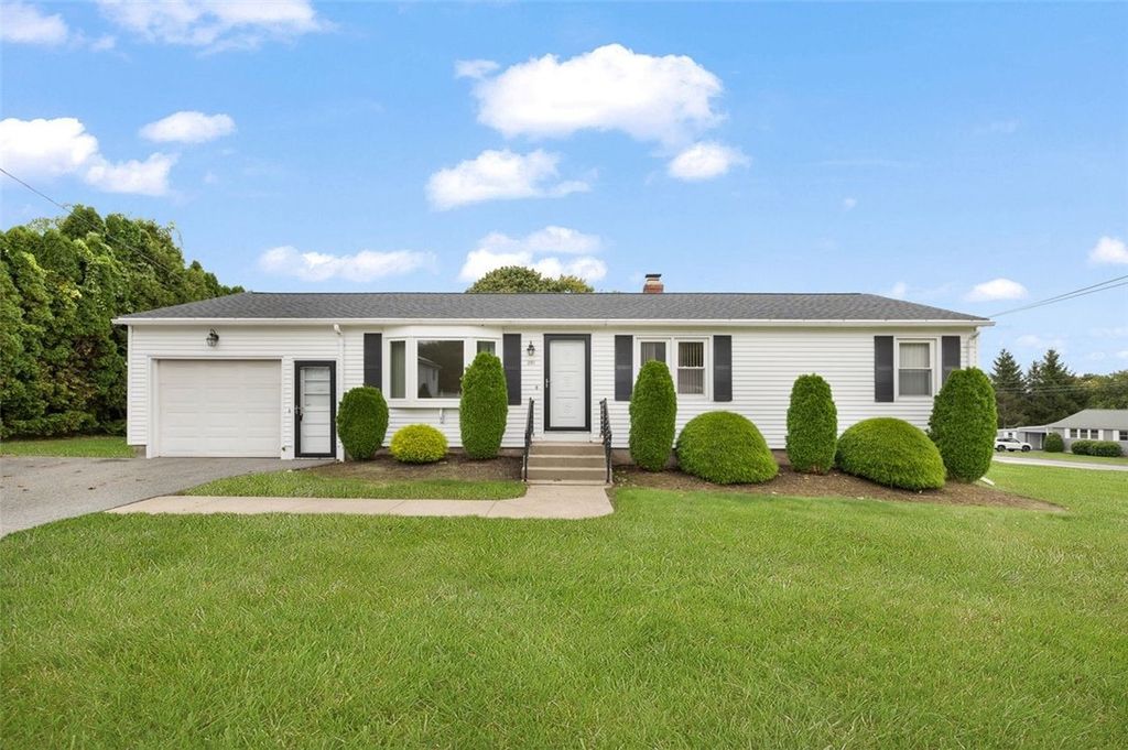 291 Old County Road, Smithfield, RI 02917