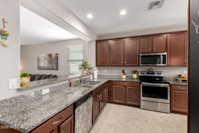 2430 E ALTA VISTA Road, Phoenix, AZ 85042