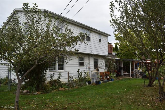 1026 Joy Oval, Seven Hills, OH 44131