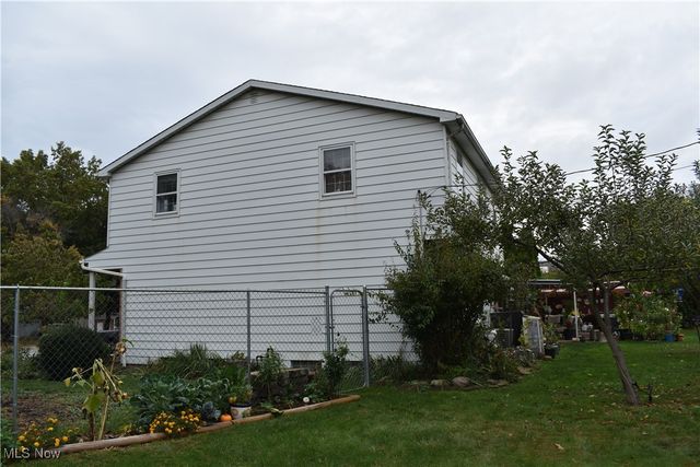 1026 Joy Oval, Seven Hills, OH 44131