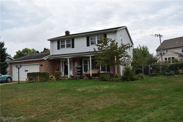 1026 Joy Oval, Seven Hills, OH 44131