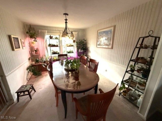 1026 Joy Oval, Seven Hills, OH 44131