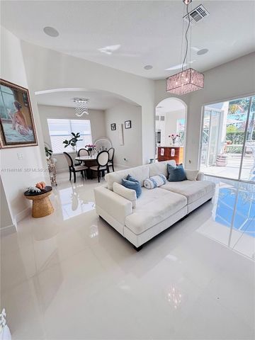 9583 SW Flowermound Cir, Port St. Lucie, FL 34987