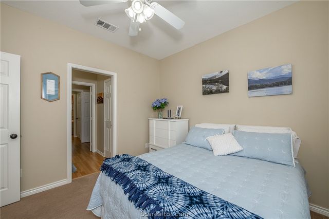 205 Hartford Drive, College Station, TX 77845