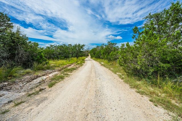 200 Elkhorn Circle, Mountain Home, AR 72653