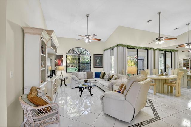 5665 Aspen Ridge Circle, Delray Beach, FL 33484