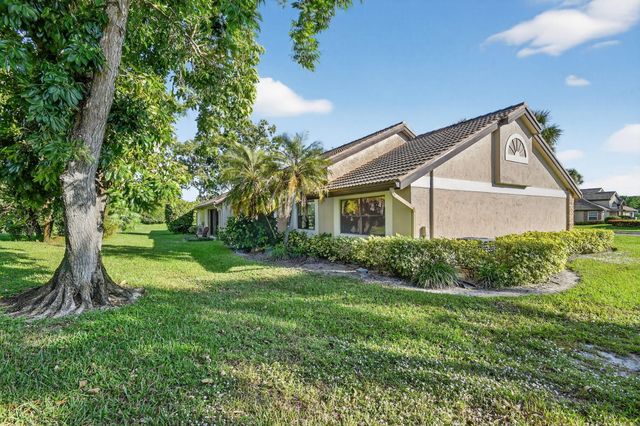 5665 Aspen Ridge Circle, Delray Beach, FL 33484
