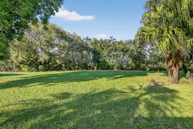 5665 Aspen Ridge Circle, Delray Beach, FL 33484