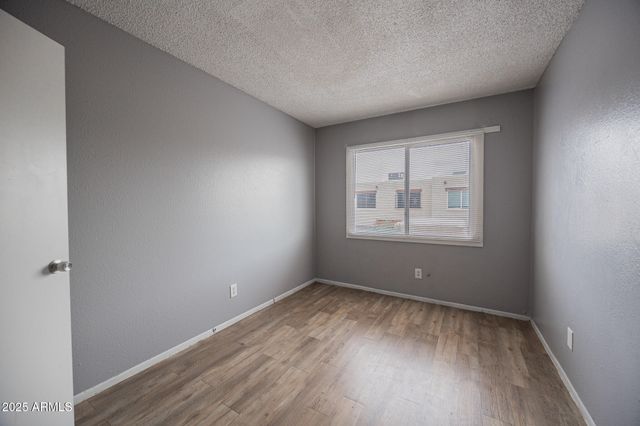 5440 W BELLEVIEW Street, Phoenix, AZ 85043