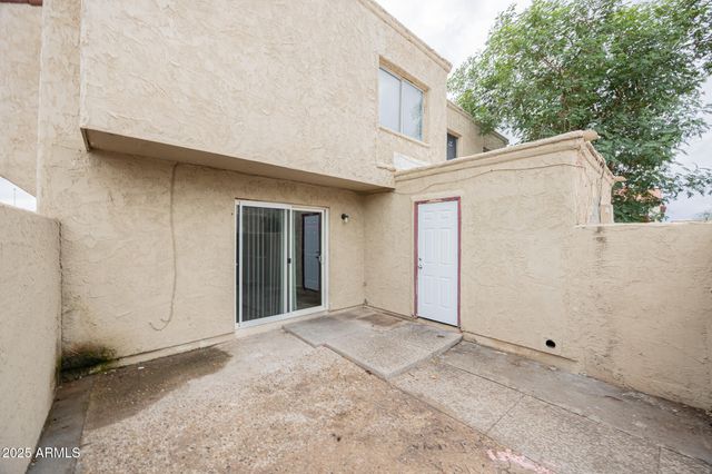 5440 W BELLEVIEW Street, Phoenix, AZ 85043