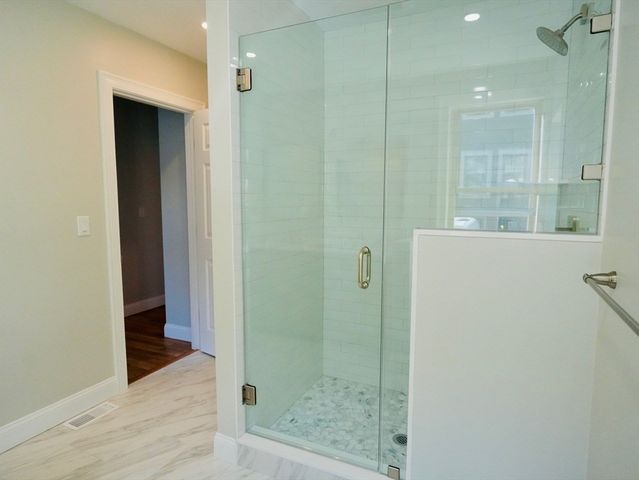 59 7th 1, Cambridge, MA 02141