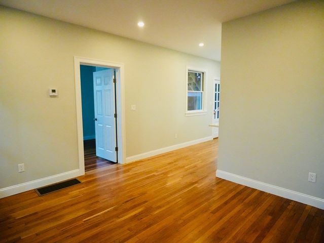 59 7th 1, Cambridge, MA 02141