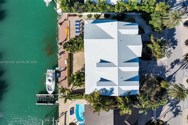 153 Stromboli Dr, Islamorada, FL 33036