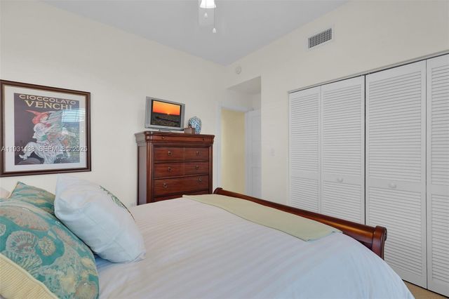 153 Stromboli Dr, Islamorada, FL 33036