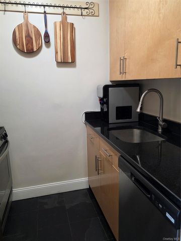 18-15 215th Street 16 C, Bayside, NY 11360