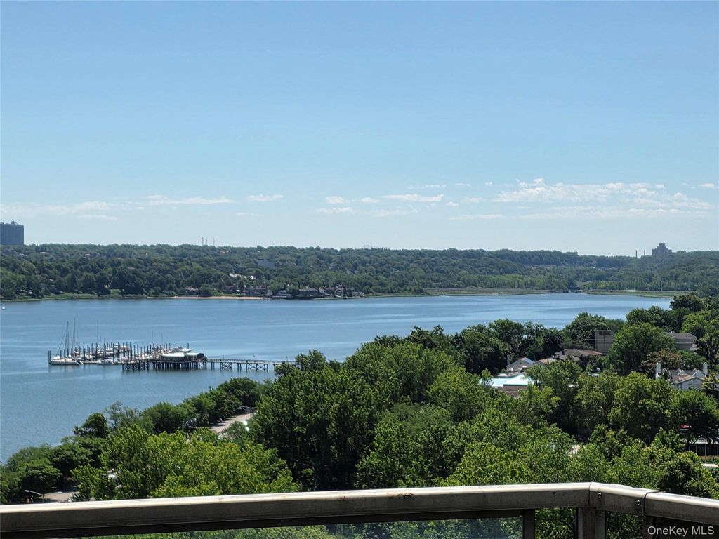 18-15 215th Street 16 C, Bayside, NY 11360
