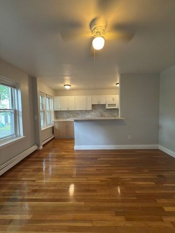 15 Ives 24, Beverly, MA 01915