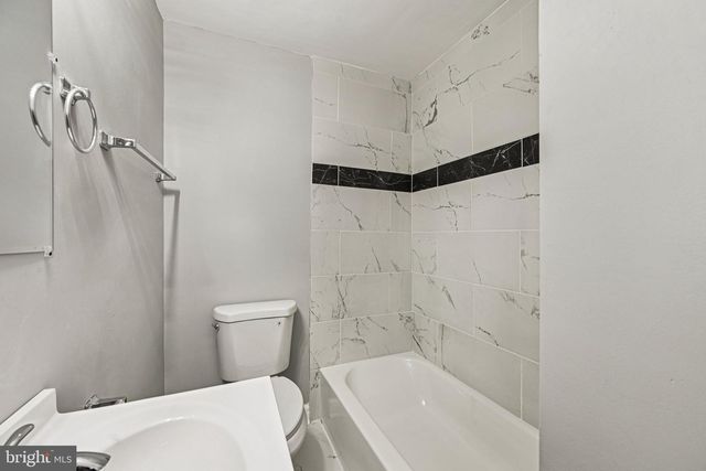 38 UPMANOR RD, Baltimore, MD 21229