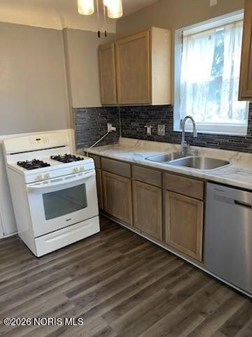 3256 Jeannette Avenue, Toledo, OH 43608