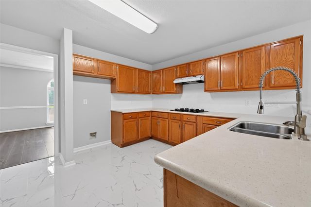 18058 Golden Ridge Drive, Houston, TX 77084