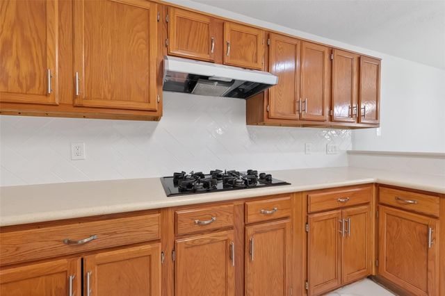 18058 Golden Ridge Drive, Houston, TX 77084