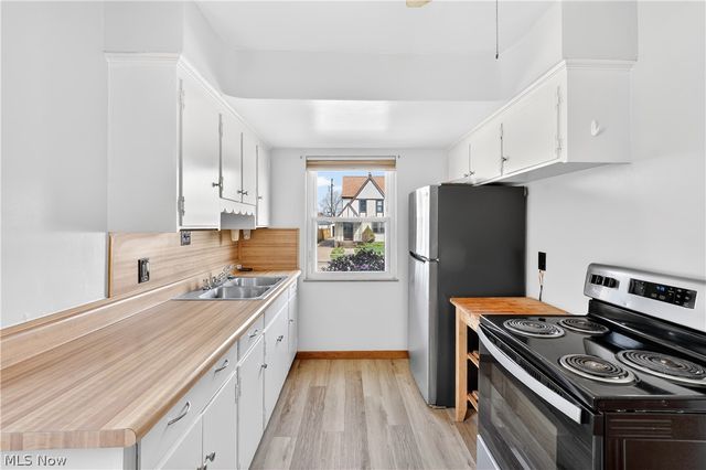 2819 Tuxedo Avenue, Parma, OH 44134