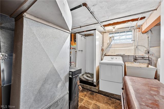 2819 Tuxedo Avenue, Parma, OH 44134