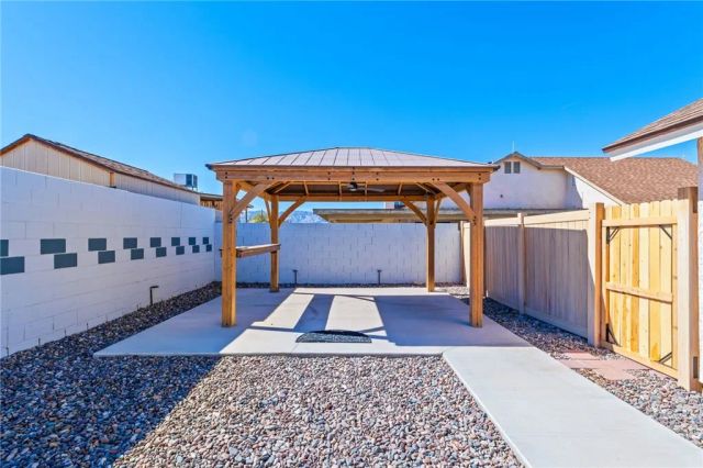 1359 Redwood, Needles, CA 92363