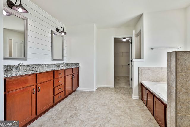 201 Briandwood Drive, Newnan, GA 30265