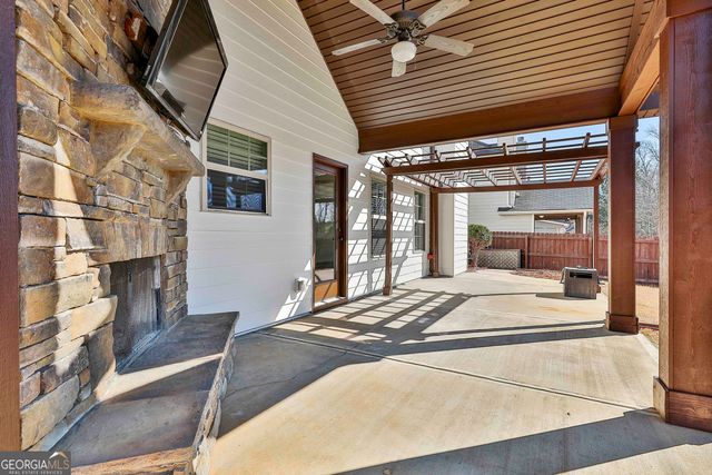 201 Briandwood Drive, Newnan, GA 30265