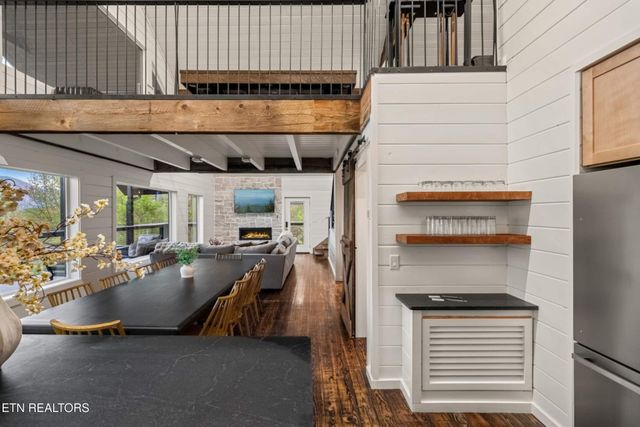 1433 Garrett Place, Gatlinburg, TN 37738