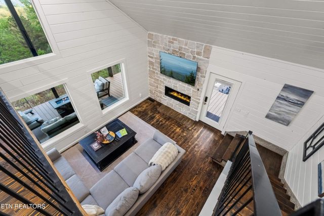 1433 Garrett Place, Gatlinburg, TN 37738