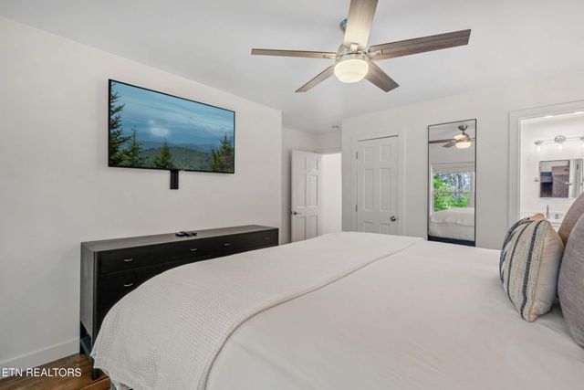 1433 Garrett Place, Gatlinburg, TN 37738