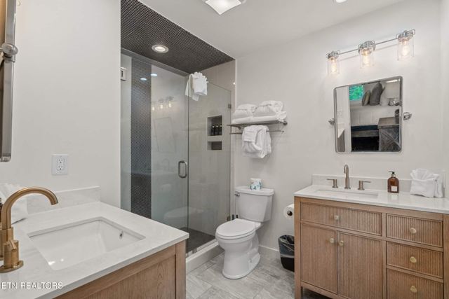 1433 Garrett Place, Gatlinburg, TN 37738