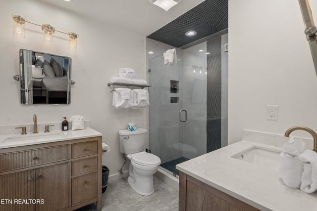 1433 Garrett Place, Gatlinburg, TN 37738